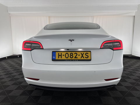 Tesla Model 3 Standard RWD Plus 60 kWh [ 3-Fase ] (INCL-BTW) Aut. *PANO | AUTO-PILOT | LUXURY-LEATHER | KEYLESS | FULL-LED | MEMORY-PACK | SURROUND-VIEW | DAB | CARPLAY | DIGI-COCKPIT | LANE-ASSIST | COMFORT-SEATS | 18"ALU*
