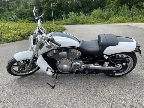 Harley Davidson Chopper VRSCF V-Rod Muscle STAGE.1 Vance & Hines Nl Geleverd 1e eigenaar