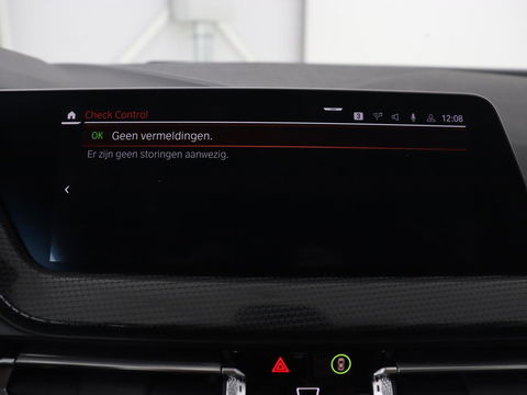 BMW 1-serie 118i Executive Edition | Navigatie | Camera | LED