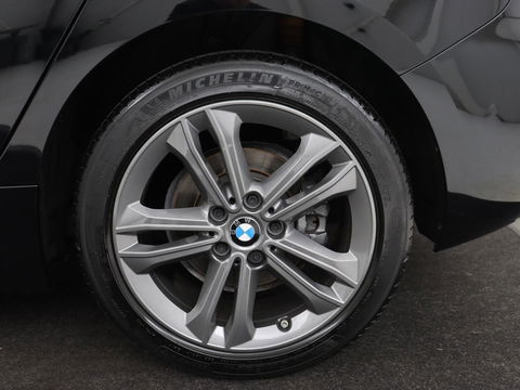 BMW 1-serie 118i Executive Edition | Navigatie | Camera | LED