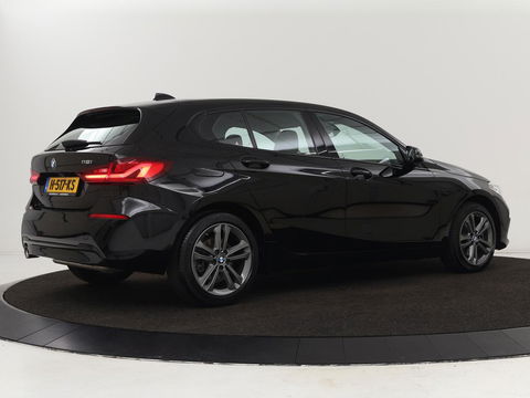 BMW 1-serie 118i Executive Edition | Navigatie | Camera | LED