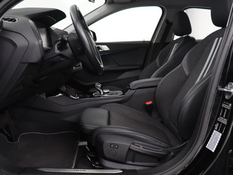 BMW 1-serie 118i Executive Edition | Navigatie | Camera | LED