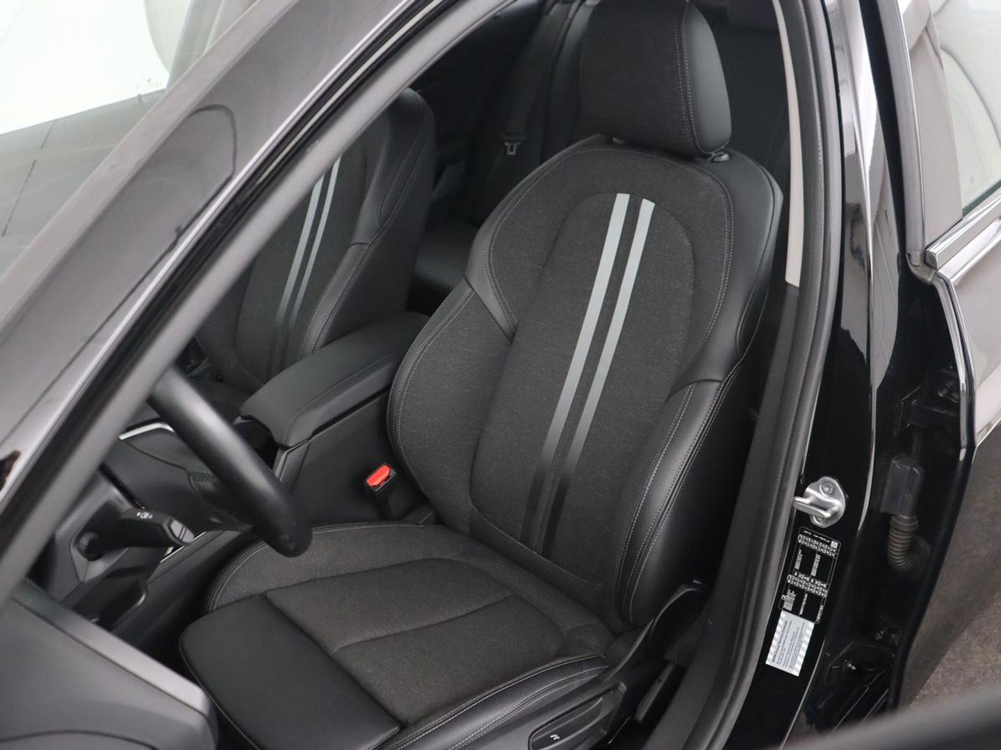 BMW 1-serie 118i Executive Edition | Navigatie | Camera | LED