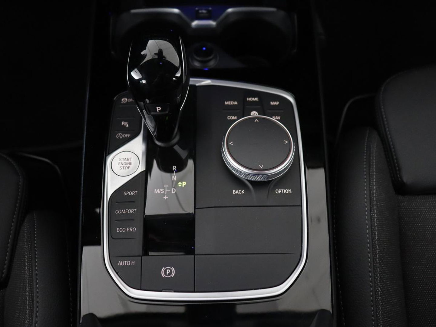 BMW 1-serie 118i Executive Edition | Navigatie | Camera | LED