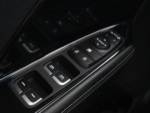 Kia Niro 1.6 GDi Hybrid DynamicLine | Automaat | Apple Carplay | LED | Camera |