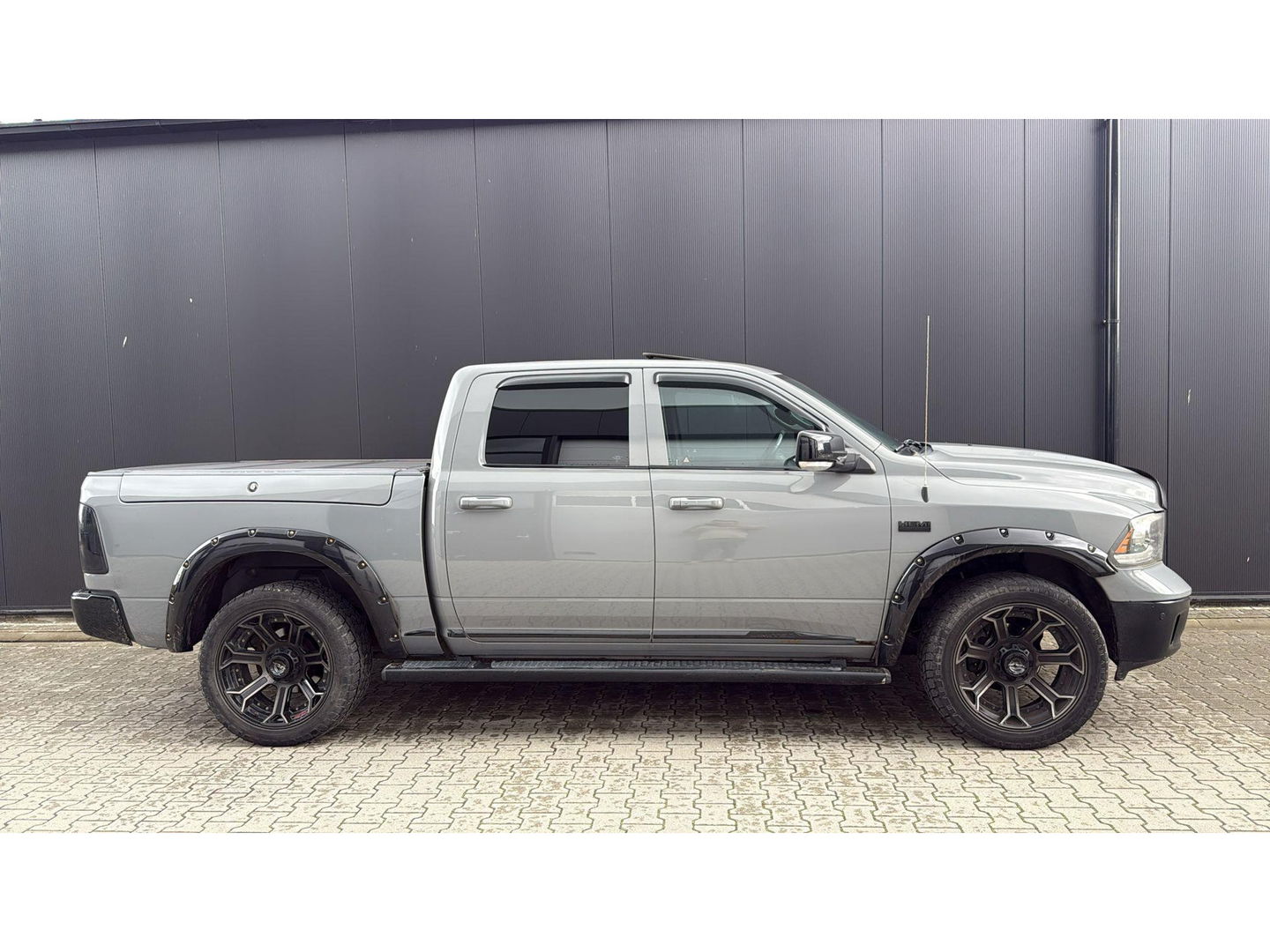 Dodge Ram 1500 5.7 V8 4x4 Crew Cab 5'7 Limited