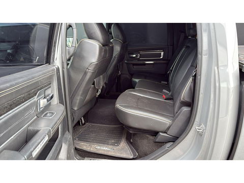 Dodge Ram 1500 5.7 V8 4x4 Crew Cab 5'7 Limited