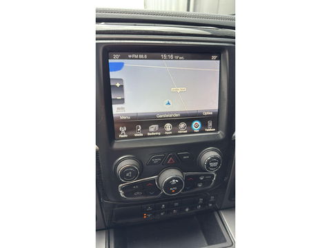 Dodge Ram 1500 5.7 V8 4x4 Crew Cab 5'7 Limited
