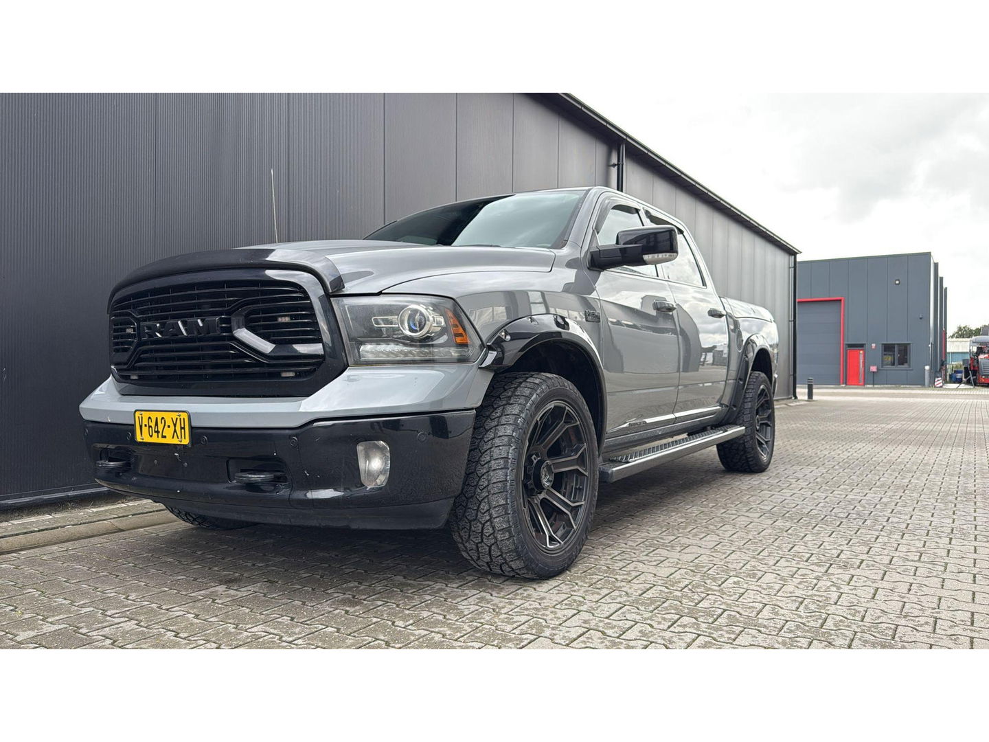 Dodge Ram 1500 5.7 V8 4x4 Crew Cab 5'7 Limited