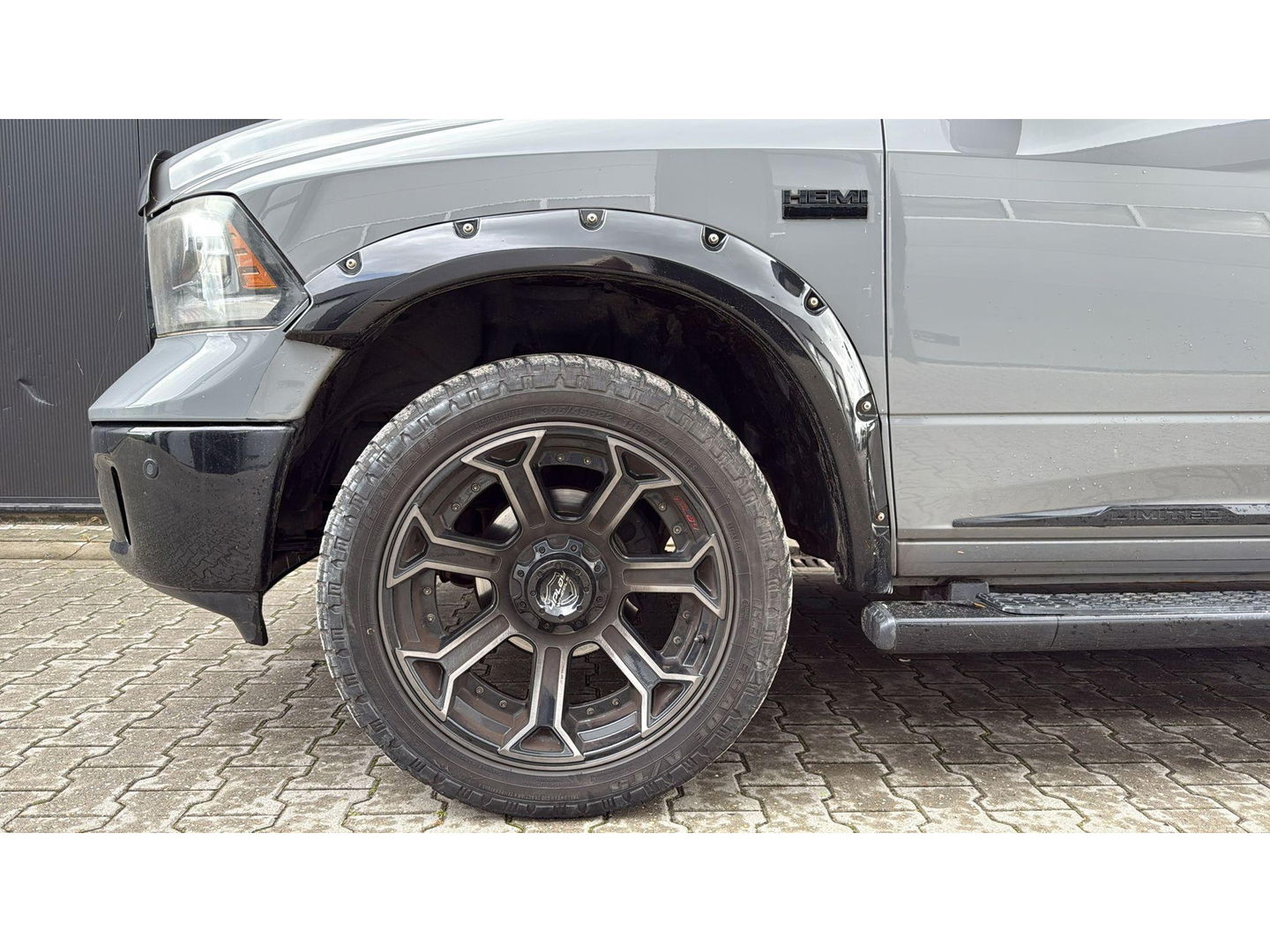 Dodge Ram 1500 5.7 V8 4x4 Crew Cab 5'7 Limited