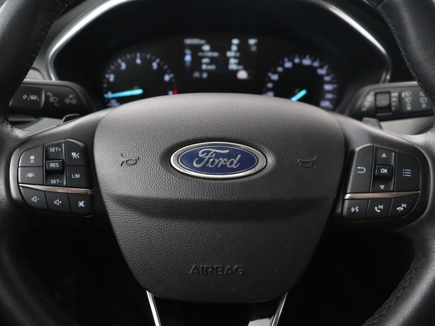 Ford Focus 1.5 EcoBoost Active Business | Trekhaak | Automaat | Rijstrook Ass. |