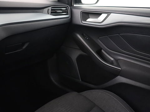 Ford Focus 1.5 EcoBoost Active Business | Trekhaak | Automaat | Rijstrook Ass. |