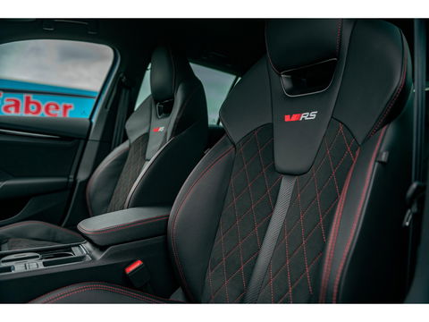 Škoda Octavia Combi 1.4 TSI RS iV PHEV | TREKHAAK | COMFORT SPORT STOELEN | ALCANTARA