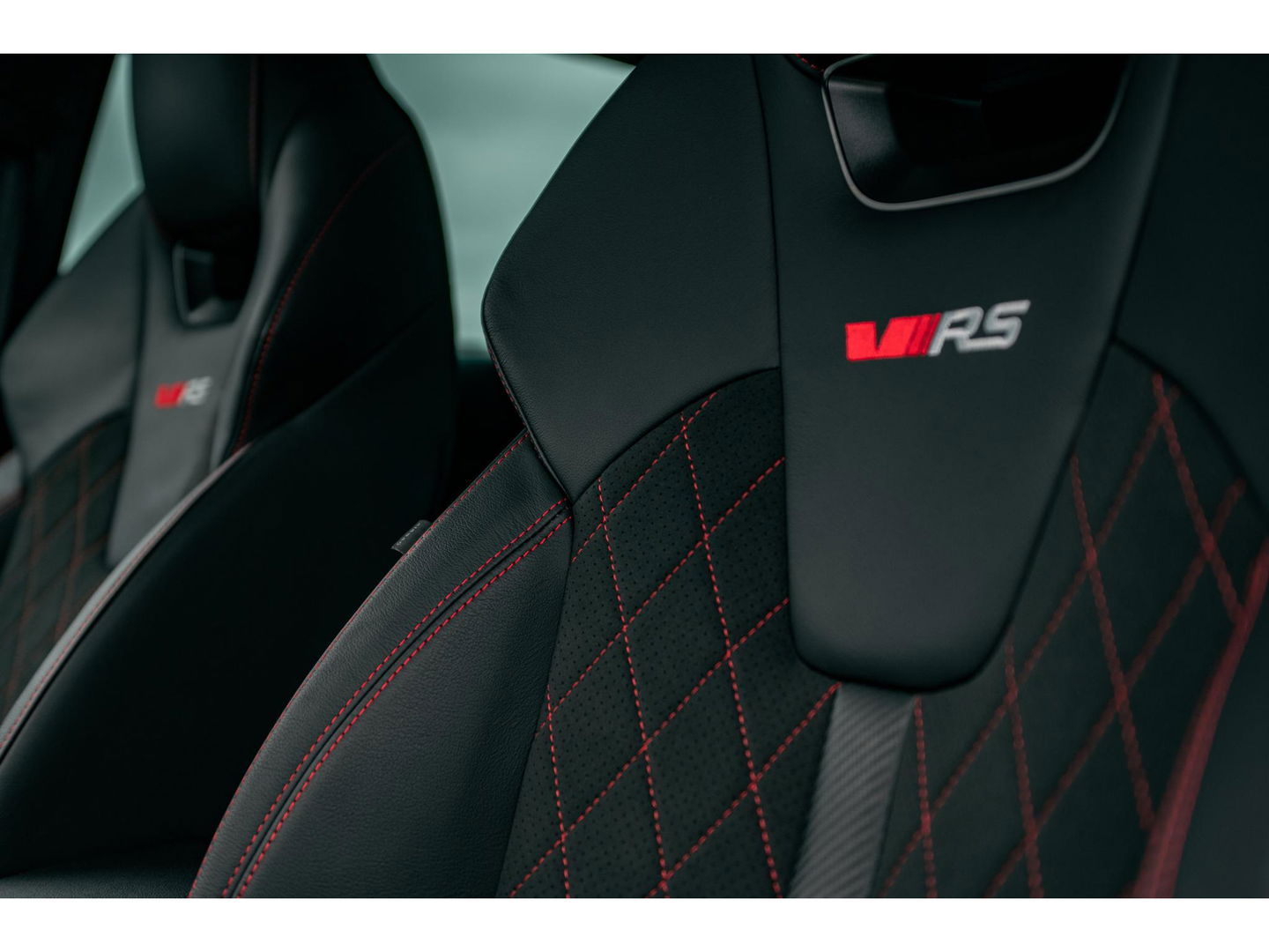 Škoda Octavia Combi 1.4 TSI RS iV PHEV | TREKHAAK | COMFORT SPORT STOELEN | ALCANTARA