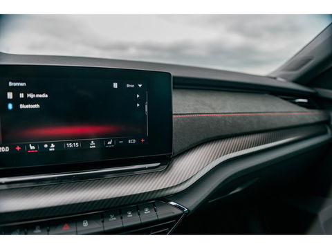 Škoda Octavia Combi 1.4 TSI RS iV PHEV | TREKHAAK | COMFORT SPORT STOELEN | ALCANTARA
