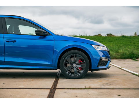 Škoda Octavia Combi 1.4 TSI RS iV PHEV | TREKHAAK | COMFORT SPORT STOELEN | ALCANTARA