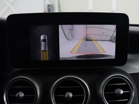 Mercedes-Benz C-Klasse Estate 180 Business Solution AMG | Trekhaak | Night-pakket | Navigatie | LED |