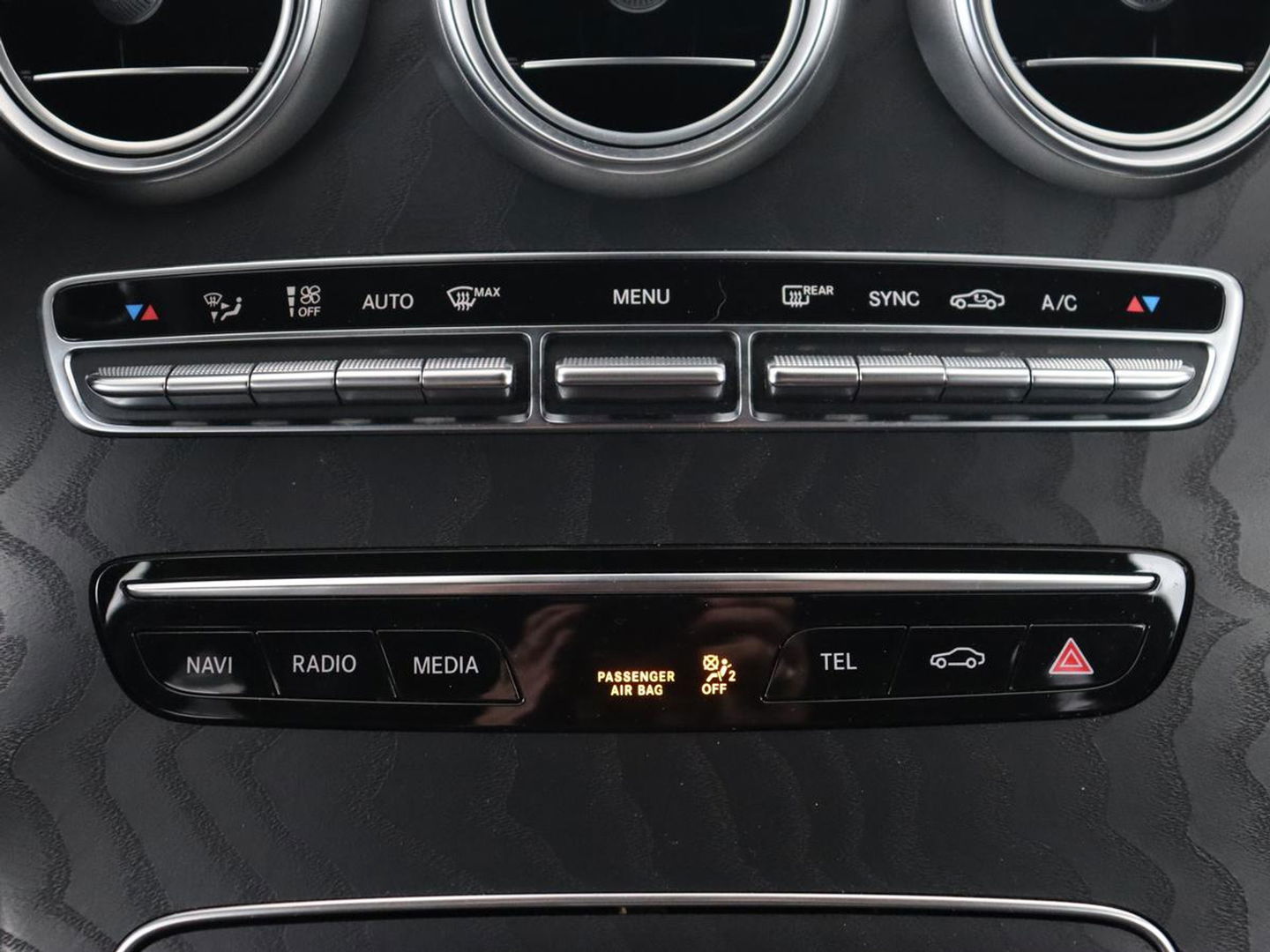 Mercedes-Benz C-Klasse Estate 180 Business Solution AMG | Trekhaak | Night-pakket | Navigatie | LED |