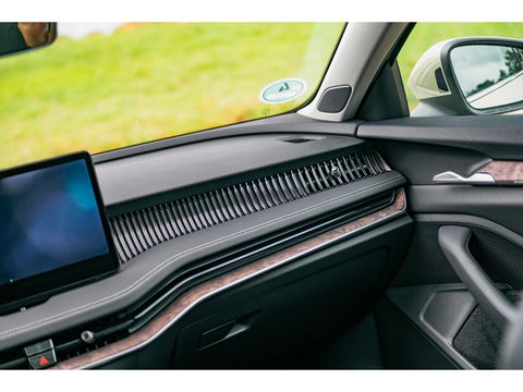 Škoda Superb Combi 1.5 TSI PHEV Laurin & Klement | PANO | TREKHAAK | LEDER