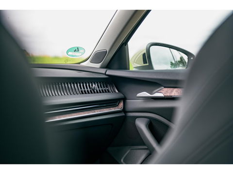 Škoda Superb Combi 1.5 TSI PHEV Laurin & Klement | PANO | TREKHAAK | LEDER