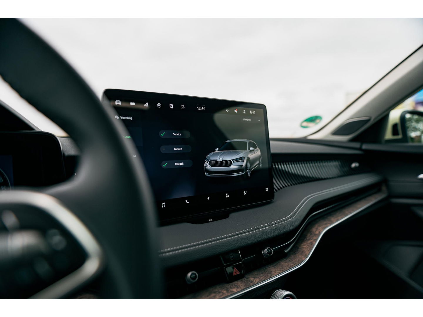 Škoda Superb Combi 1.5 TSI PHEV Laurin & Klement | PANO | TREKHAAK | LEDER