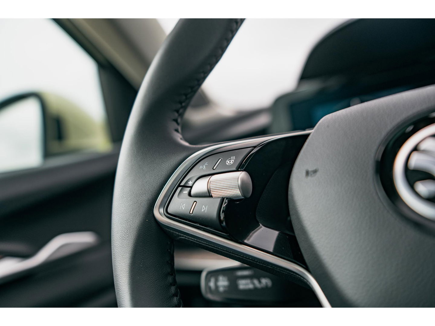 Škoda Superb Combi 1.5 TSI PHEV Laurin & Klement | PANO | TREKHAAK | LEDER