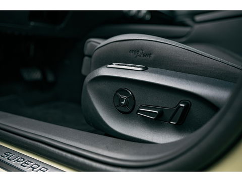 Škoda Superb Combi 1.5 TSI PHEV Laurin & Klement | PANO | TREKHAAK | LEDER