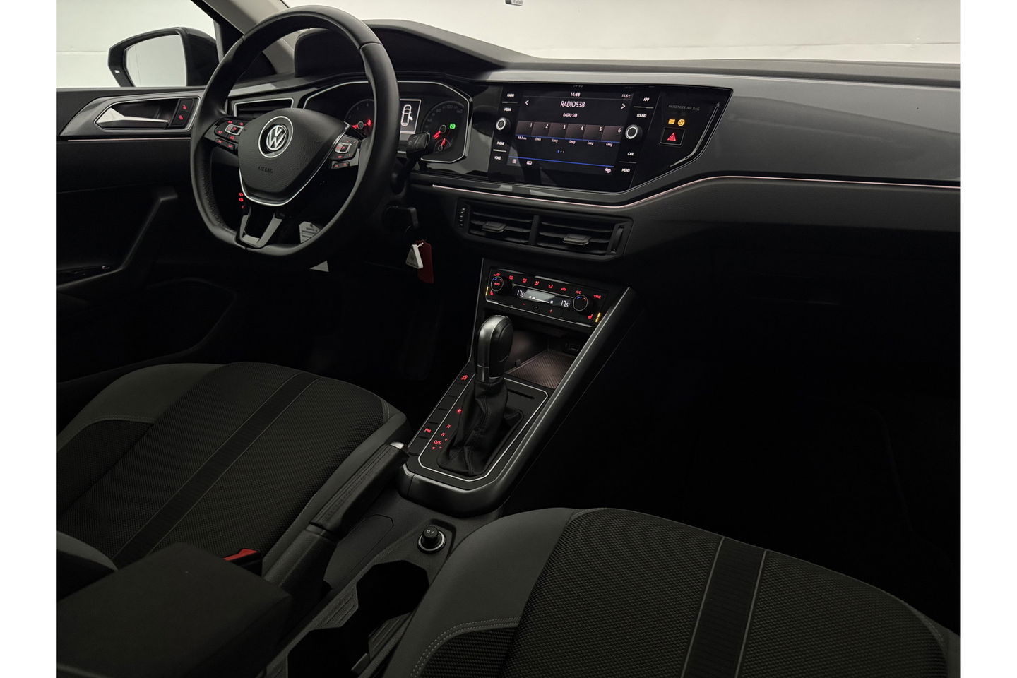 Volkswagen Polo 1.0 TSI Highline DSG LED Carplay Clima Navigatie PDC 15"LMV