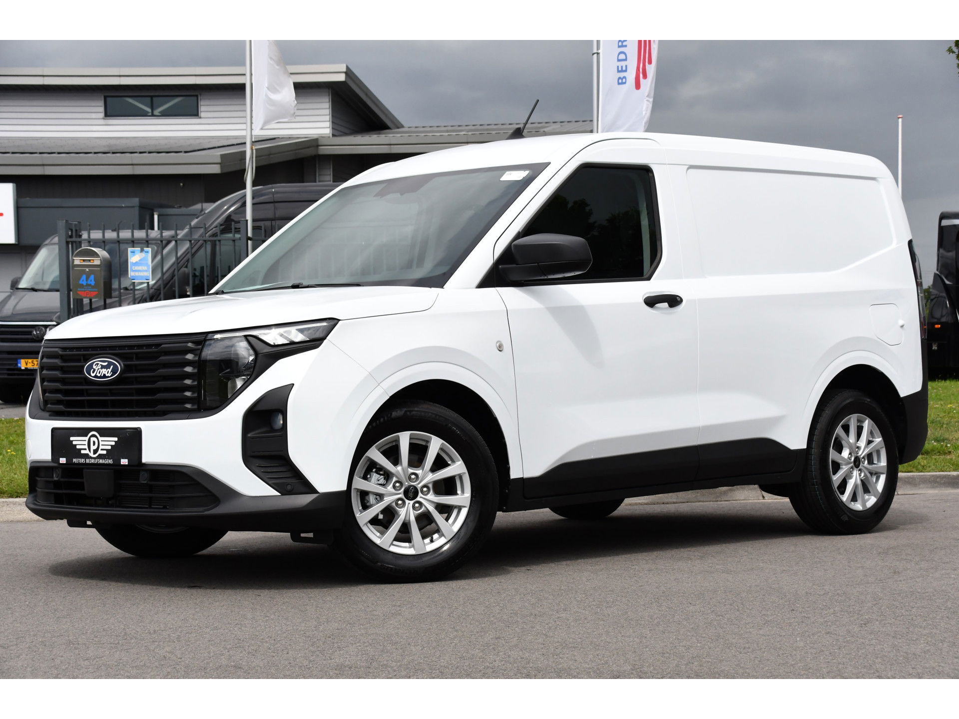 Ford Transit Courier 1.5 EcoBlue PB Edition Virtual, Camera, Cruise, Carplay, 100pk, Led, Multimedia, Trekhaak, Sensoren, Uniek!