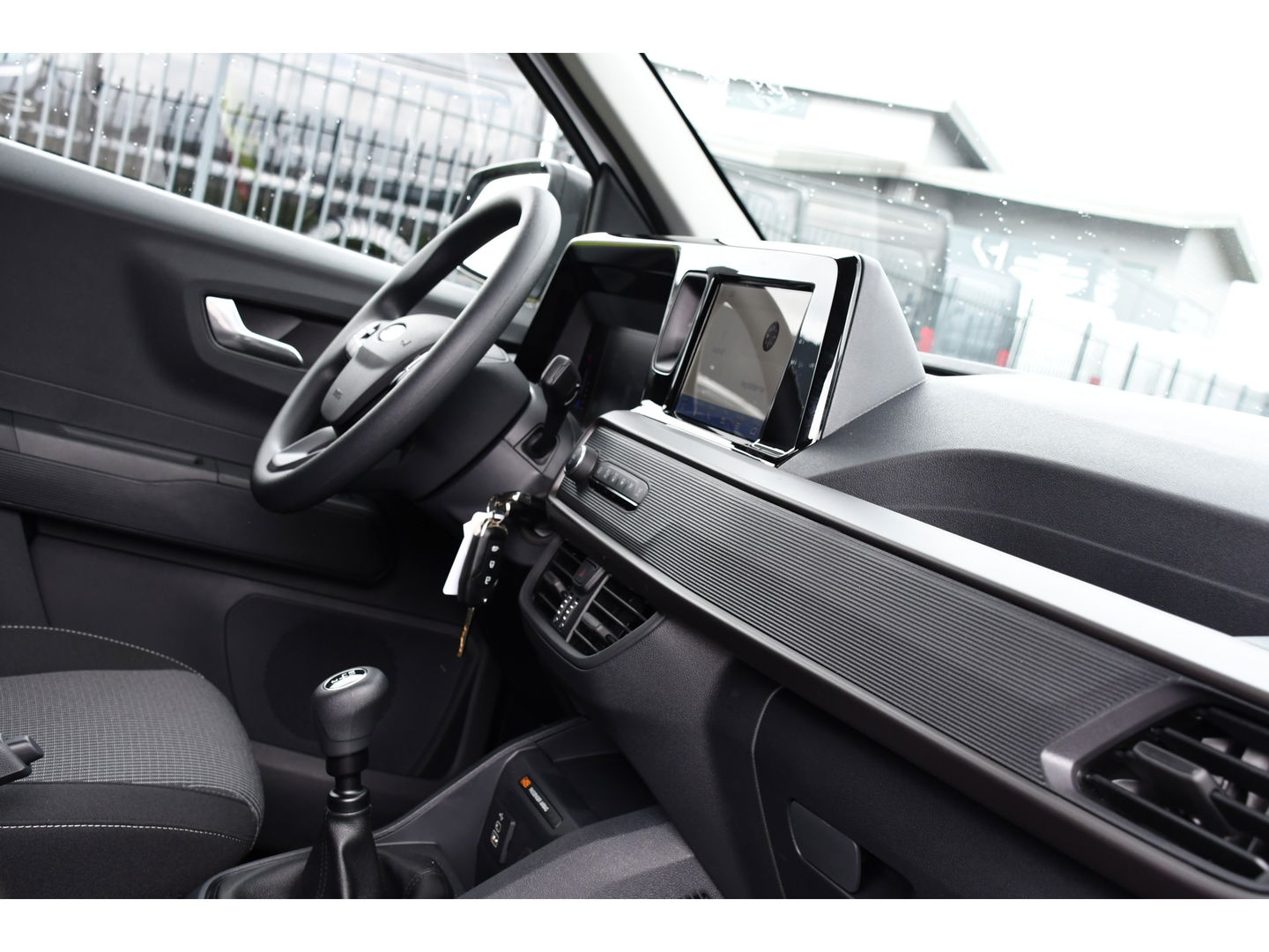 Ford Transit Courier 1.5 EcoBlue PB Edition Virtual, Camera, Cruise, Carplay, 100pk, Led, Multimedia, Trekhaak, Sensoren, Uniek!