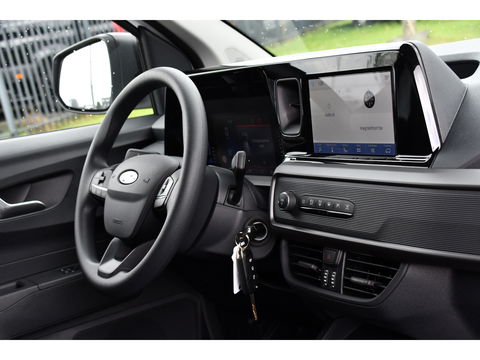 Ford Transit Courier 1.5 EcoBlue PB Edition Virtual, Camera, Cruise, Carplay, 100pk, Led, Multimedia, Trekhaak, Sensoren, Uniek!