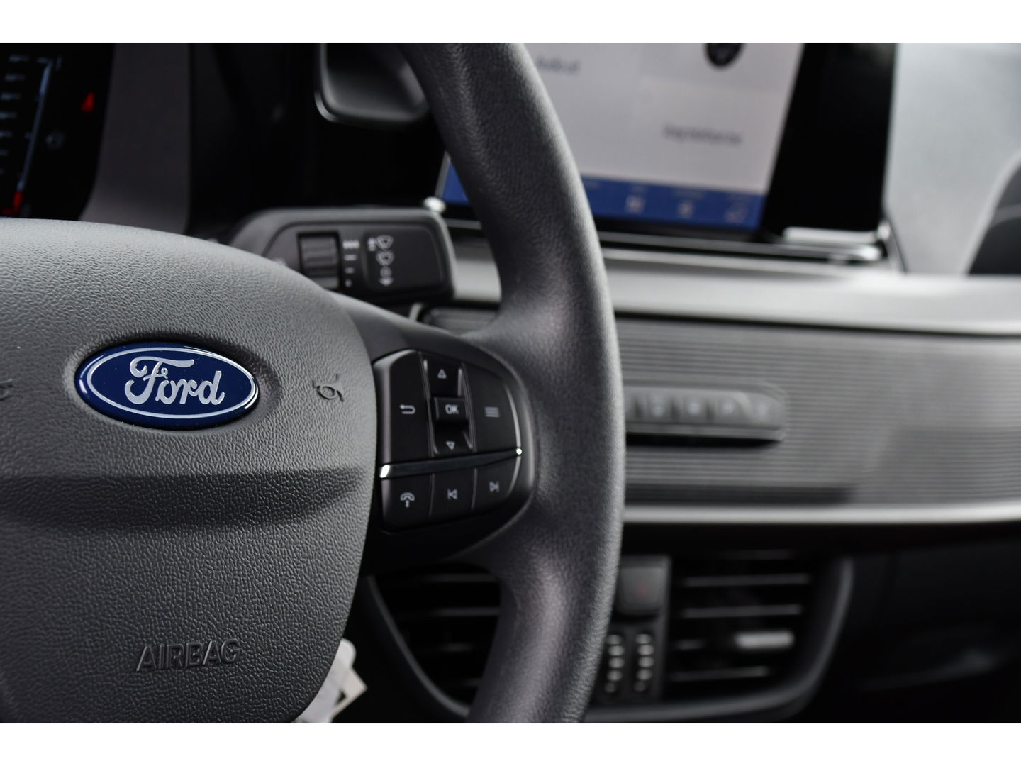 Ford Transit Courier 1.5 EcoBlue PB Edition Virtual, Camera, Cruise, Carplay, 100pk, Led, Multimedia, Trekhaak, Sensoren, Uniek!