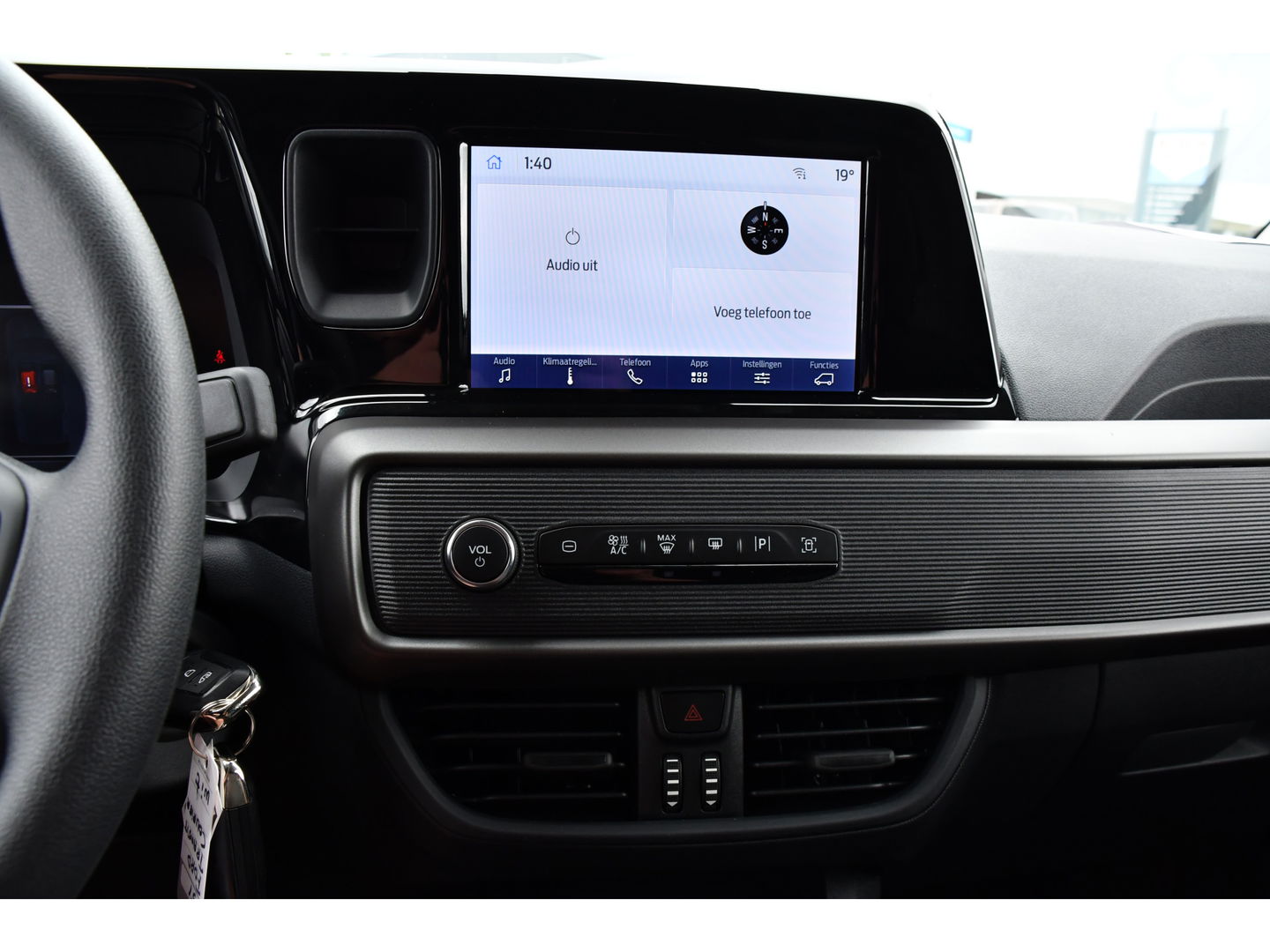 Ford Transit Courier 1.5 EcoBlue PB Edition Virtual, Camera, Cruise, Carplay, 100pk, Led, Multimedia, Trekhaak, Sensoren, Uniek!