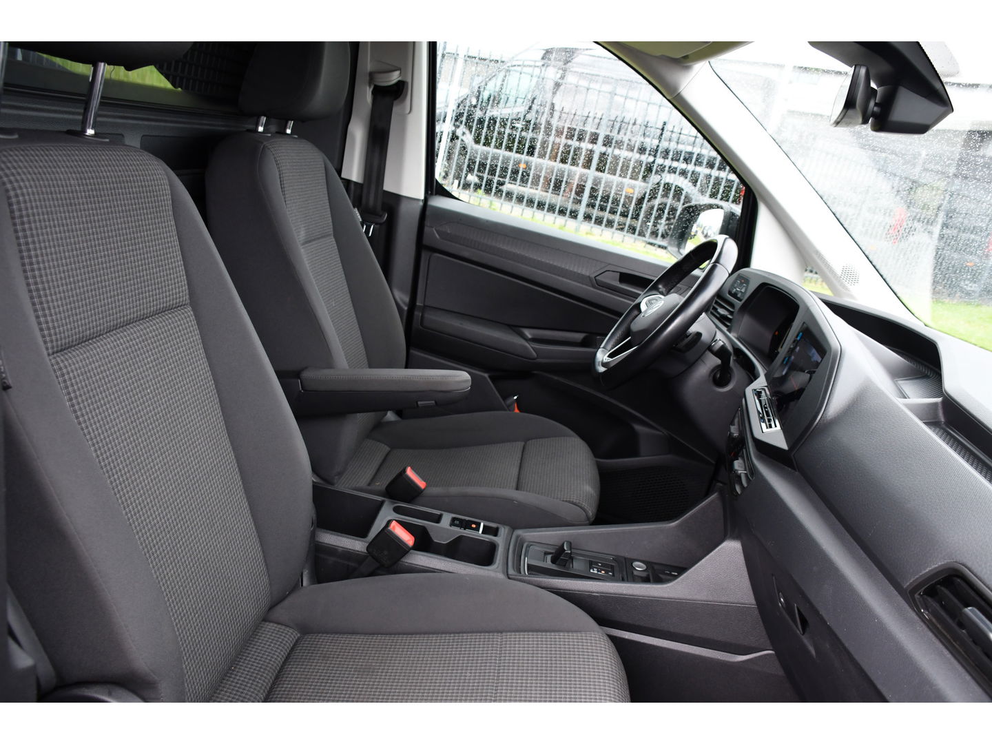 Volkswagen Caddy Cargo 2.0 TDI L1 PB Edition Virtual, Adaptieve Cruise, Camera, Carplay, Led, Automaat, NAVI, Sensoren, Multimedia, Uniek!