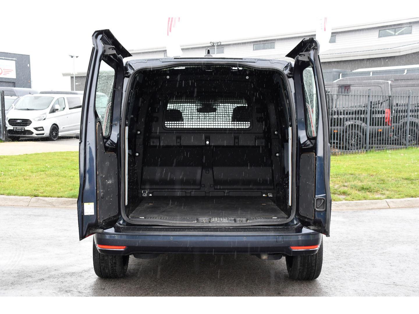 Volkswagen Caddy Cargo 2.0 TDI L1 PB Edition Virtual, Adaptieve Cruise, Camera, Carplay, Led, Automaat, NAVI, Sensoren, Multimedia, Uniek!