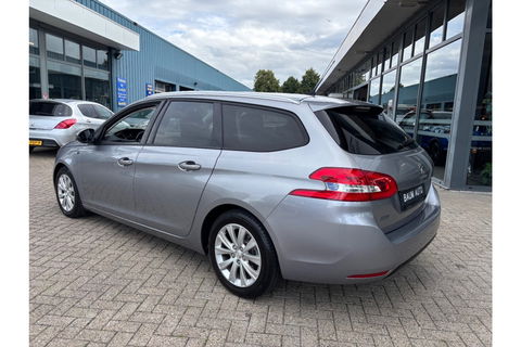 Peugeot 308 1.2 PURETECH STYLE 110 PK NAVI AIRCO/ECC PDC