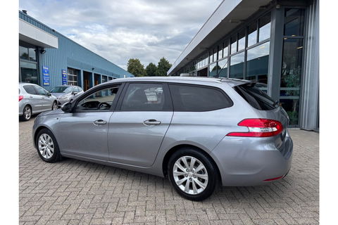 Peugeot 308 1.2 PURETECH STYLE 110 PK NAVI AIRCO/ECC PDC