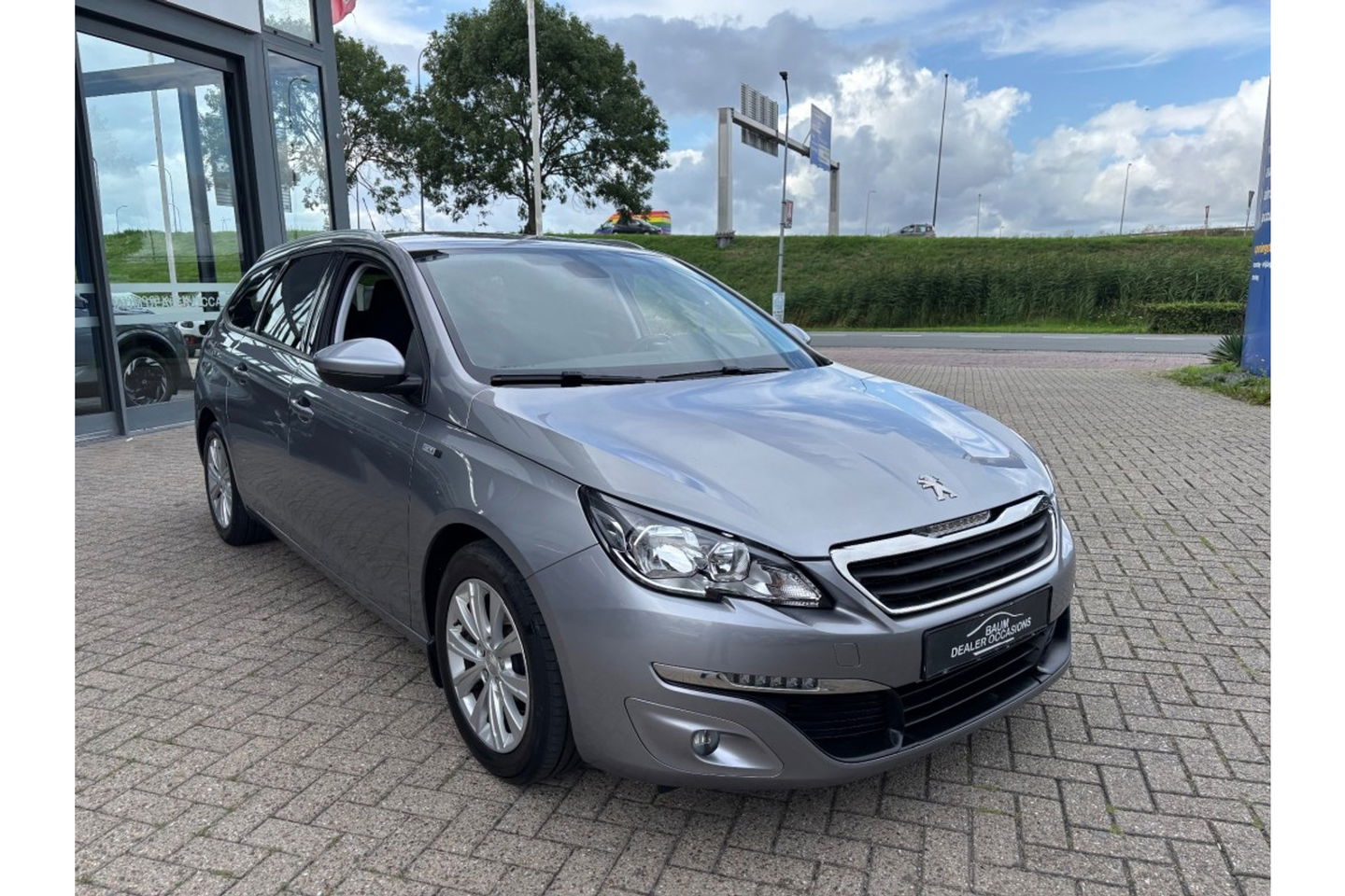 Peugeot 308 1.2 PURETECH STYLE 110 PK NAVI AIRCO/ECC PDC