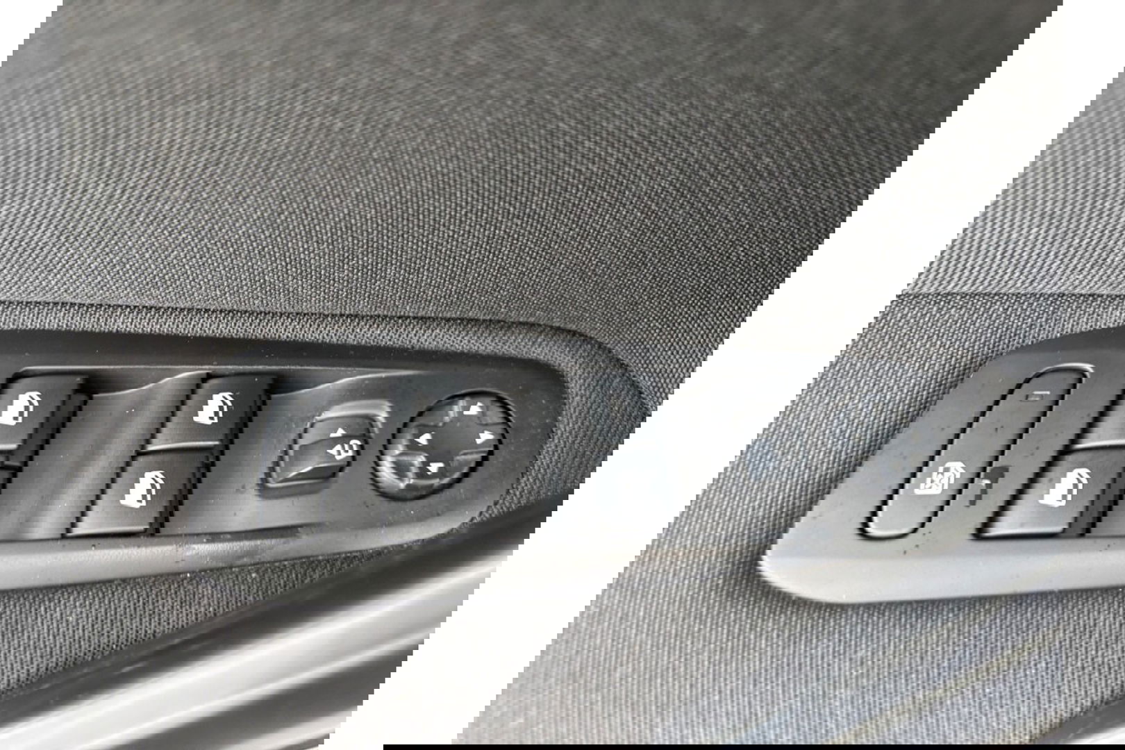 Peugeot 308 1.2 PURETECH STYLE 110 PK NAVI AIRCO/ECC PDC