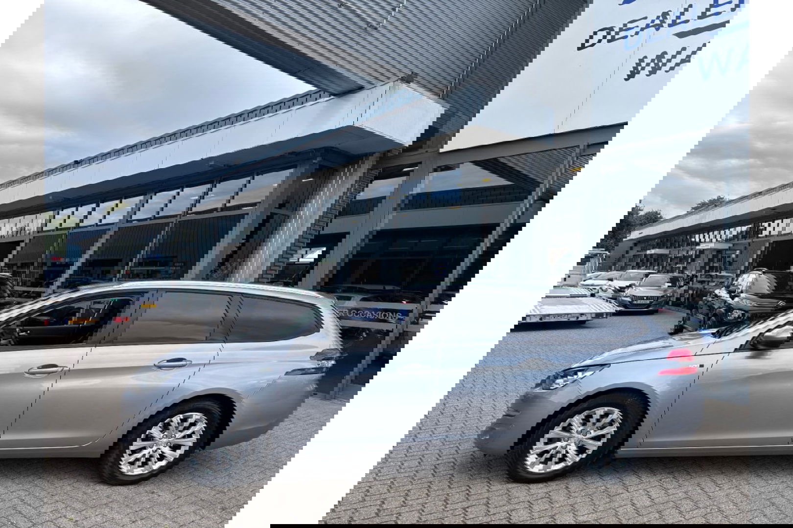 Peugeot 308 1.2 PURETECH STYLE 110 PK NAVI AIRCO/ECC PDC
