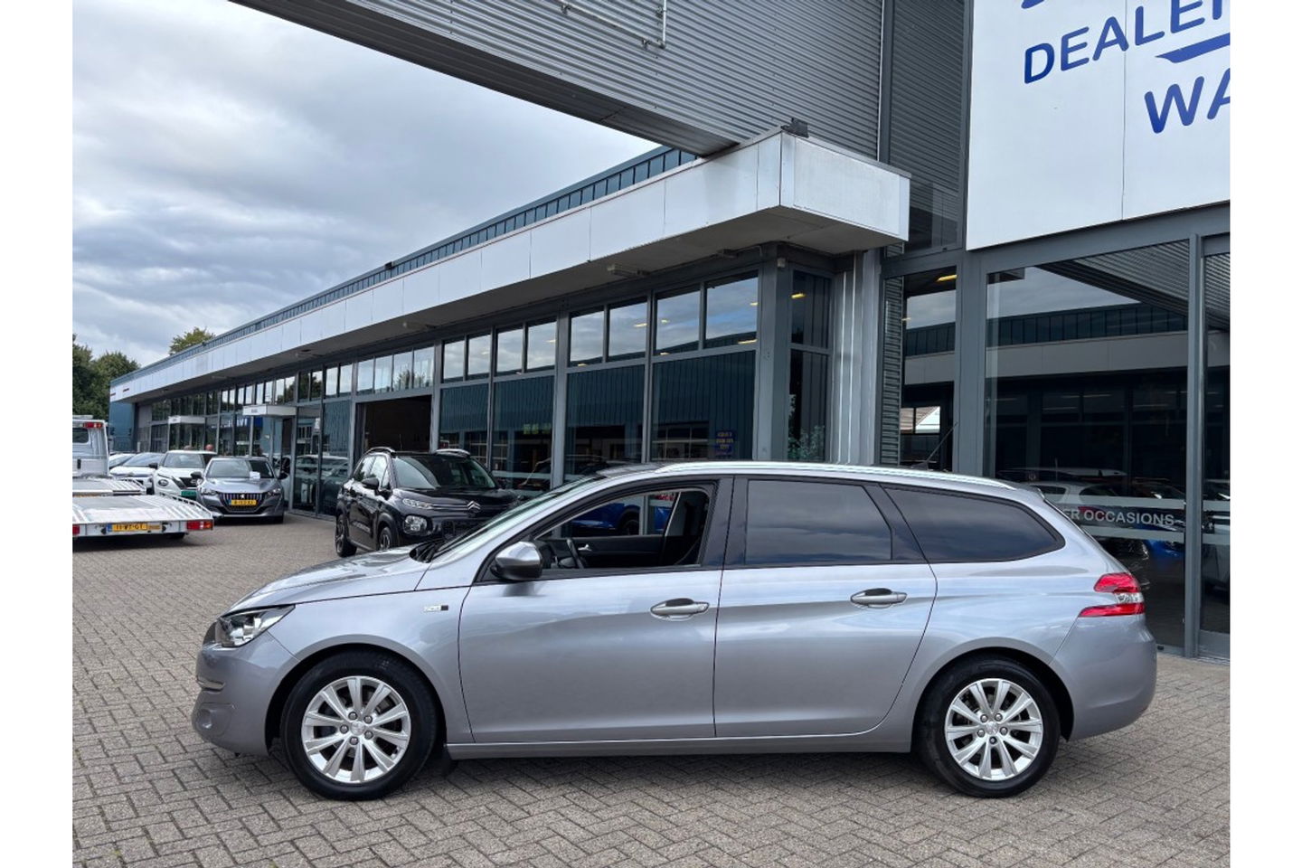 Peugeot 308 1.2 PURETECH STYLE 110 PK NAVI AIRCO/ECC PDC