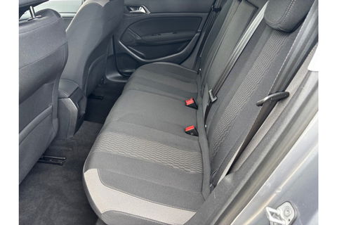 Peugeot 308 1.2 PURETECH STYLE 110 PK NAVI AIRCO/ECC PDC