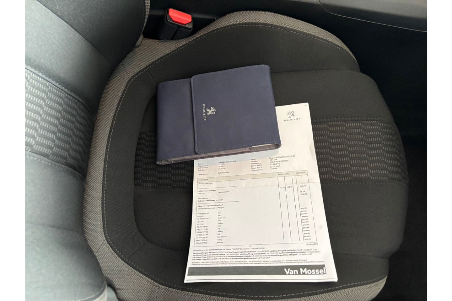 Peugeot 308 1.2 PURETECH STYLE 110 PK NAVI AIRCO/ECC PDC