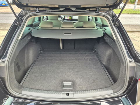 SEAT Leon Sportstourer 1.5 TSI Style Launch Edition, Leer, Virtual Cockpit