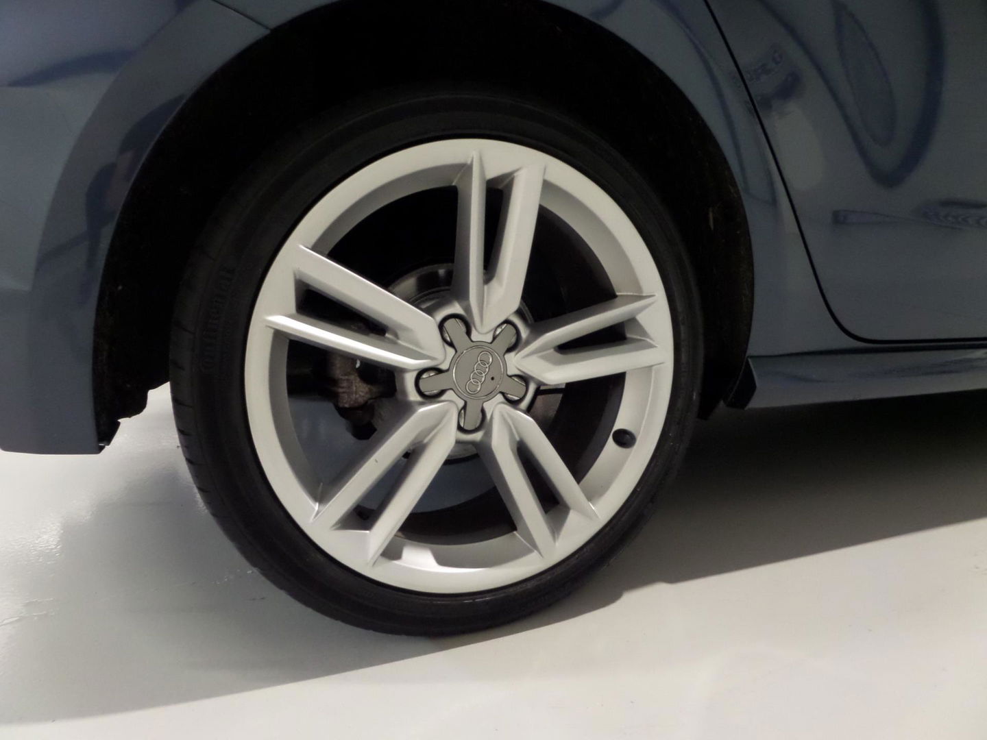 Audi A1 Sportback 1.0 TFSI Adrenalin S-Line "Origineel NL!" Navigatie 17"Velgen Cruise, van 2e eigenaar in zeer nette staat !