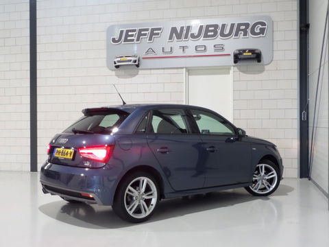 Audi A1 Sportback 1.0 TFSI Adrenalin S-Line "Origineel NL!" Navigatie 17"Velgen Cruise, van 2e eigenaar in zeer nette staat !