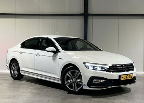 Volkswagen Passat 1.5 TSI 150PK R-line Virtual Trekhaak NAP