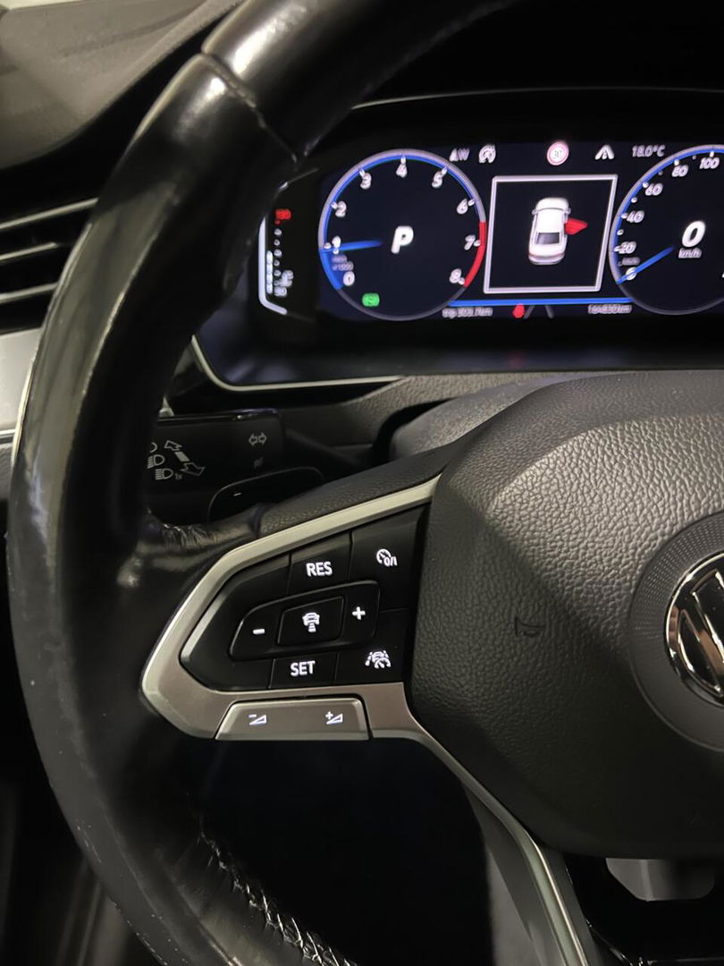 Volkswagen Passat 1.5 TSI 150PK R-line Virtual Trekhaak NAP