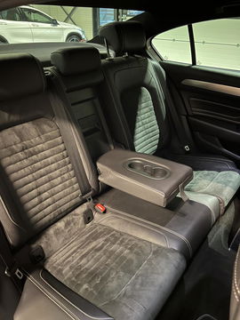 Volkswagen Passat 1.5 TSI 150PK R-line Virtual Trekhaak NAP