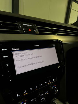 Volkswagen Passat 1.5 TSI 150PK R-line Virtual Trekhaak NAP